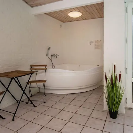 Дом отдыха Luxury Retreat In